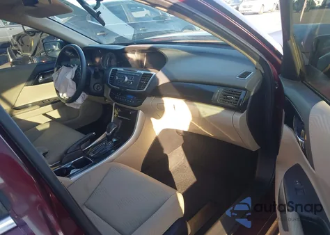 2017 Honda Accord Lx z USA, uszkodzony, nr VIN 1HGCR2F38HA130132